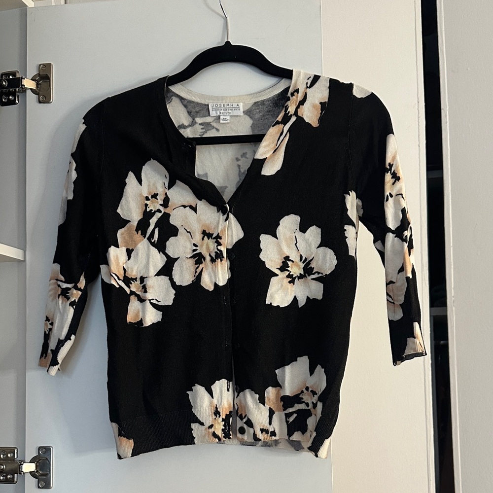 Joseph A Black and Cream Floral Button Down Top